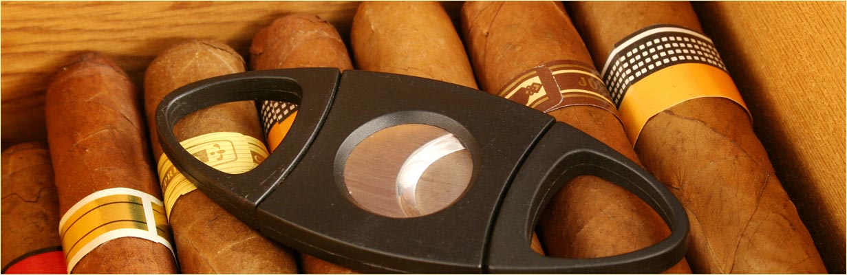 Cigars at Cigar Heads Café